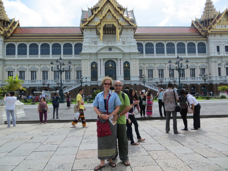 This is the Grand Palace where I am sporting a lovely blue shirt and green sarong that complements Armando's khaki pants, all clothing wear courtesy of the Grand Palace.